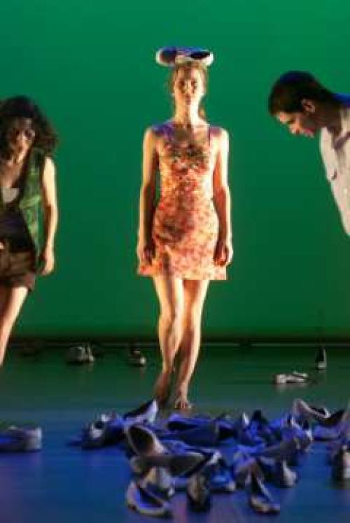 Aruanãzug LINA DO CARMO